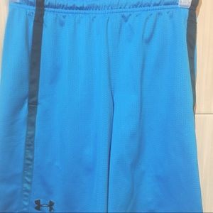 Underarmour heatgear athletic shorts